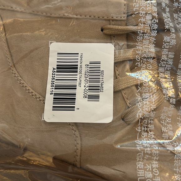 Old navy boots size 8 - Picture 7 of 7